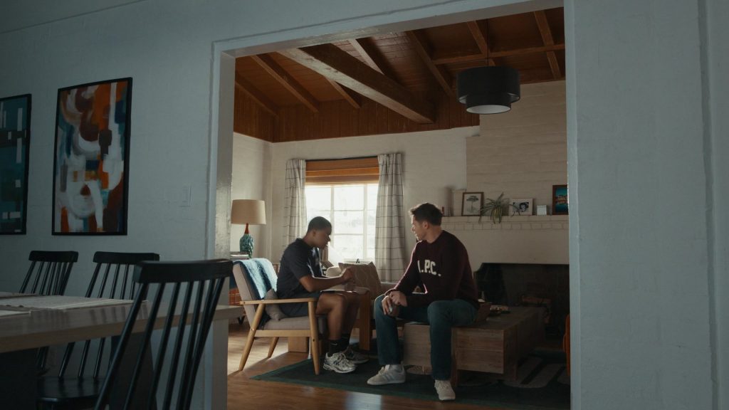 Adidas and New Balance Shoes in 9-1-1 S09E09 “Fighting Back” (2026) (Image 2)