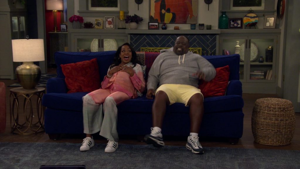 Adidas and Nike Shoes in The Neighborhood S08E01 “Welcome to the New Normals” (2025) (Image 4)