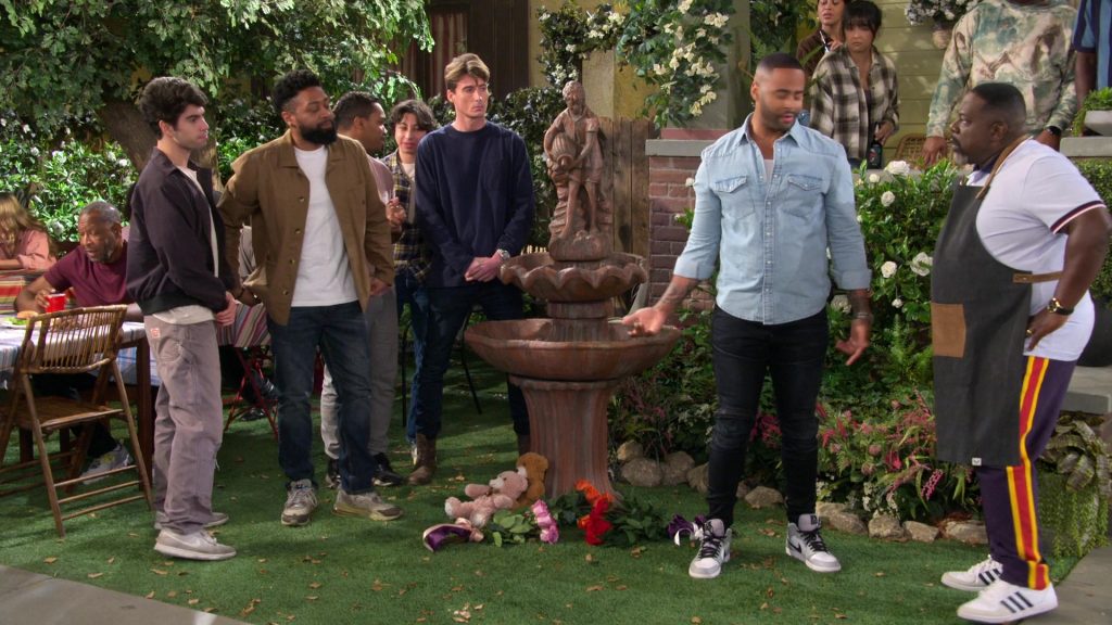Adidas and Nike Sneakers in The Neighborhood S07E04 “Welcome to the Great Beyond” (2024) (Image 14)