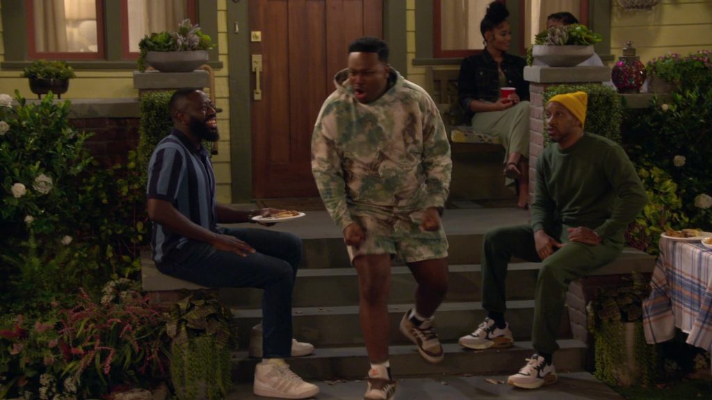 Adidas and Nike Sneakers in The Neighborhood S07E04 “Welcome to the Great Beyond” (2024) (Image 23)
