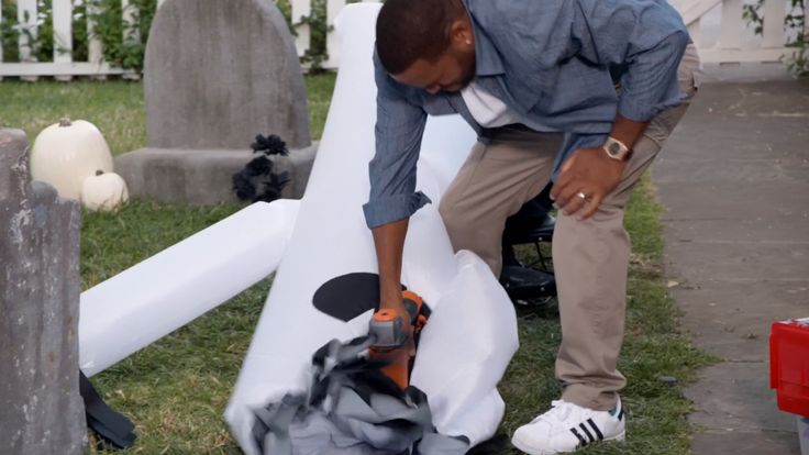 Adidas shoes – BLACK-ISH - THE PRANK KING (2014) (Image 1)