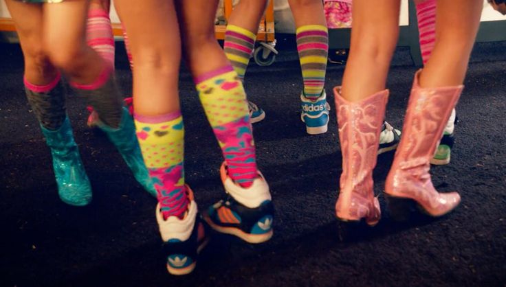 Adidas shoes in PITCH PERFECT 2 (2015) (Image 1)