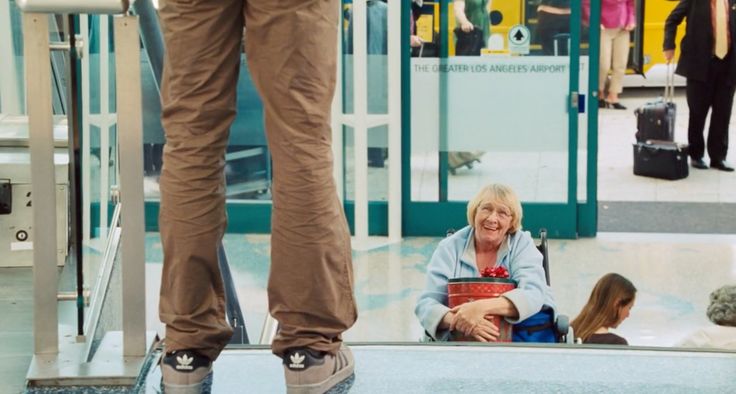 Adidas shoes worn by Zachary Levi in Alvin and the Chipmunks - The Squeakquel (2009) (Image 1)