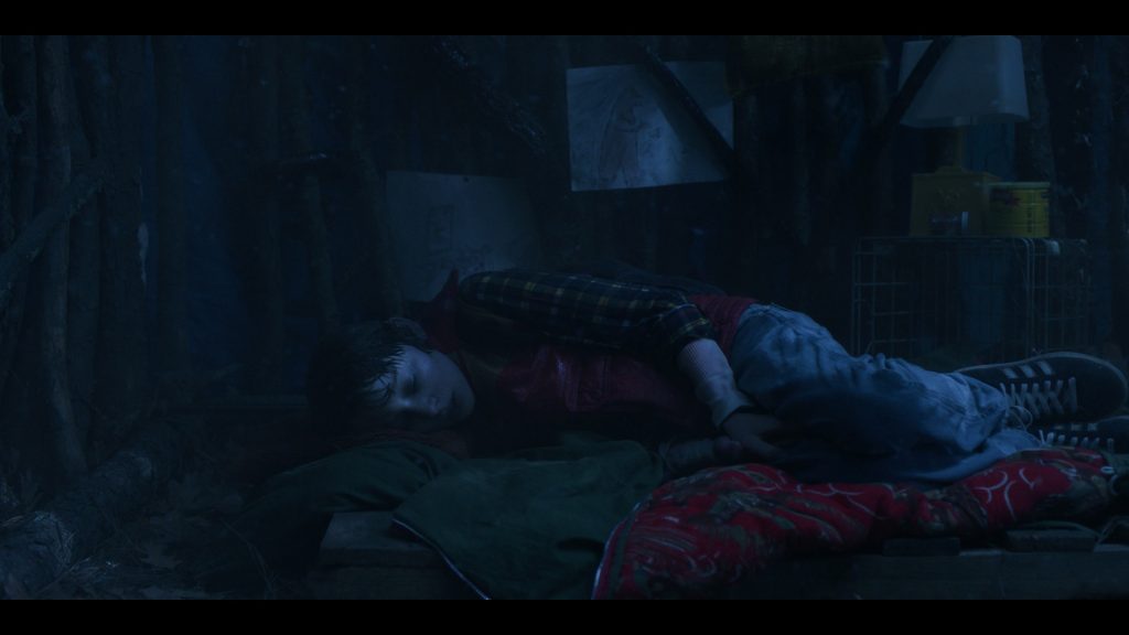 Adidas sneakers in Stranger Things S05E01 “Chapter One – The Crawl” (2025) (Image 2)