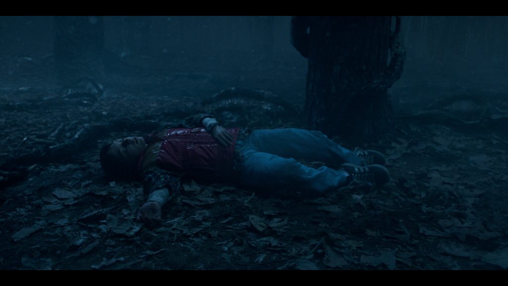 Adidas sneakers in Stranger Things S05E01 “Chapter One – The Crawl” (2025) (Image 4)