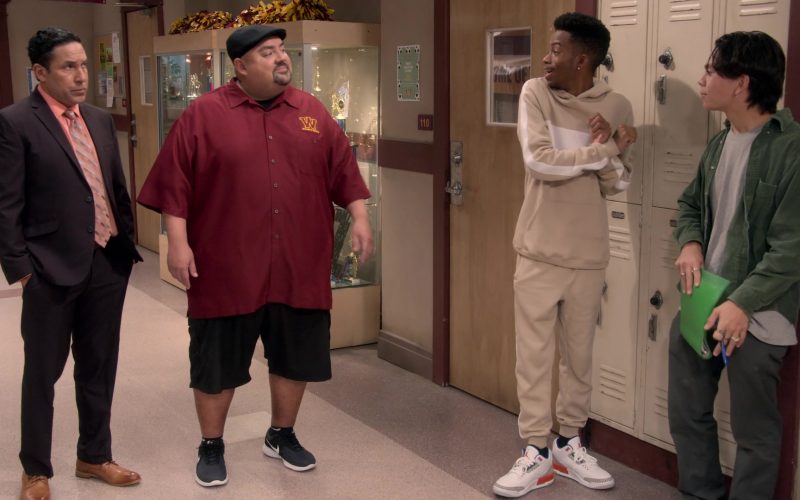 Air Jordan 3 Sneakers Worn by Coy Stewart in Mr. Iglesias S02E02 “Taming the Carlos” (2020) (Image 1)