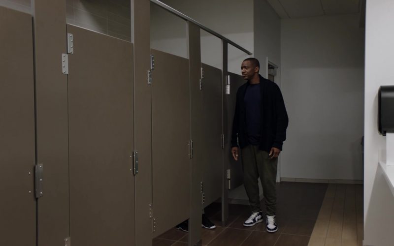 Air Jordan Black & White Sneakers of J. August Richards as Dr. Oliver Post in Council of Dads S01E06 “Heart Medicine” (2020) (Image 1)