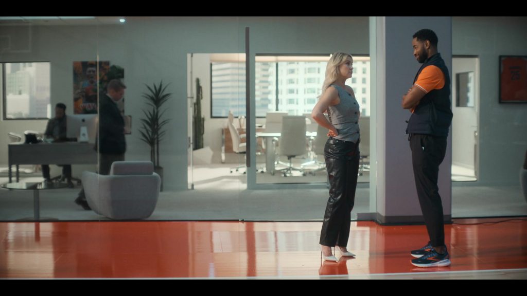 Apple iMac and Brooks Running Shoes in Running Point S01E03 “The Travis Bugg Affair” (2025) (Image 1)