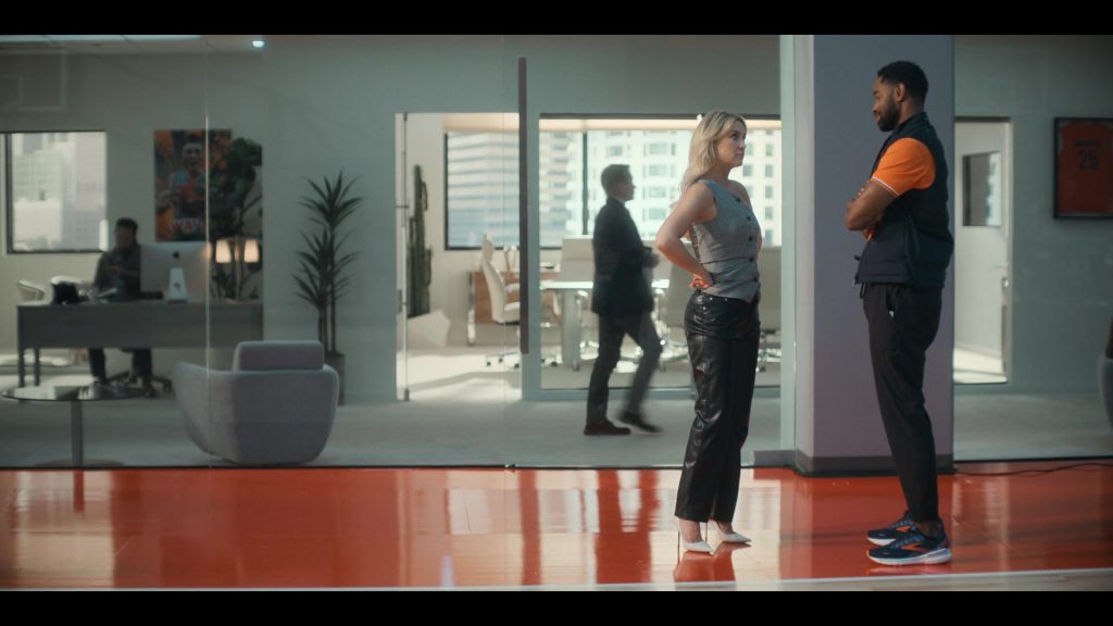 Apple iMac and Brooks Running Shoes in Running Point S01E03 “The Travis Bugg Affair” (2025) (Image 3)