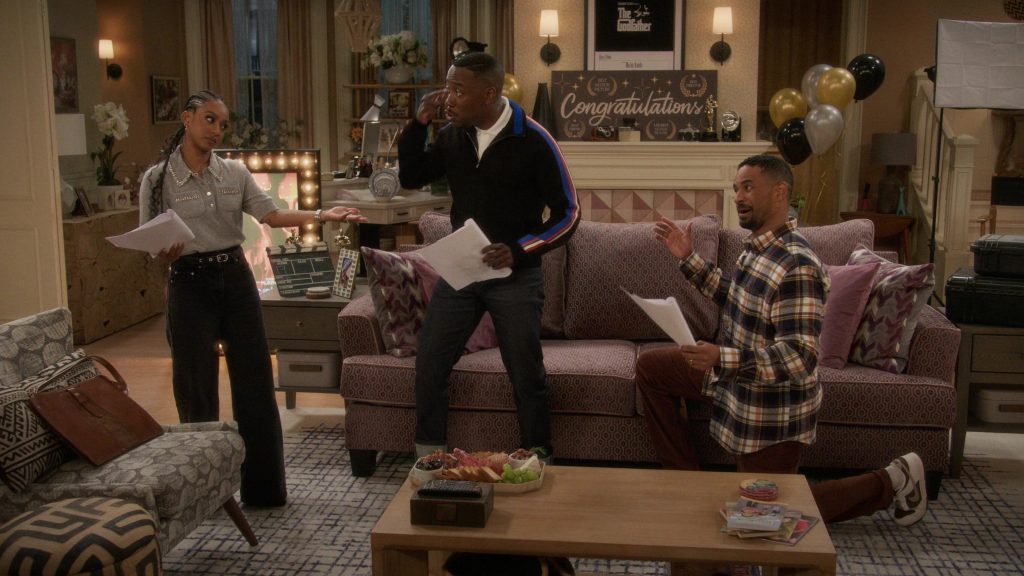 Apple iMac and Nike Sneakers in Poppa's House S01E10 “Elevator Friend” (2025) (Image 6)