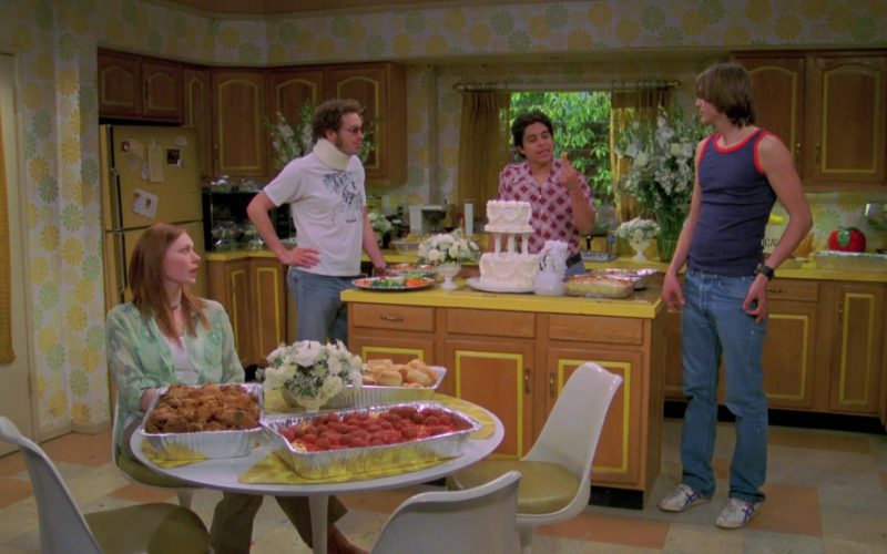Asics Onitsuka Tiger Sneakers Worn by Ashton Kutcher in That '70s Show S06E25 “The Seeker” (2004) (Image 1)