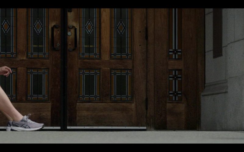 Asics Sneakers in Earth Abides S01E01 “Alone” (2024) (Image 1)