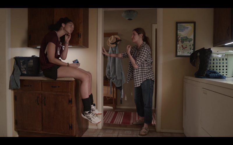 Asics Women's Sneakers Worn by Tanzyn Crawford as Rae in Tiny Beautiful Things S01E03 “The Ghost Ship” (2023) (Image 1)