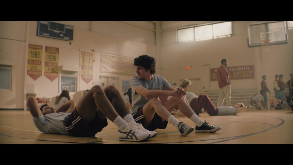 Asics and Converse Shoes in Hysteria S01E04 “Dance Macabre” (2024) (Image 2)