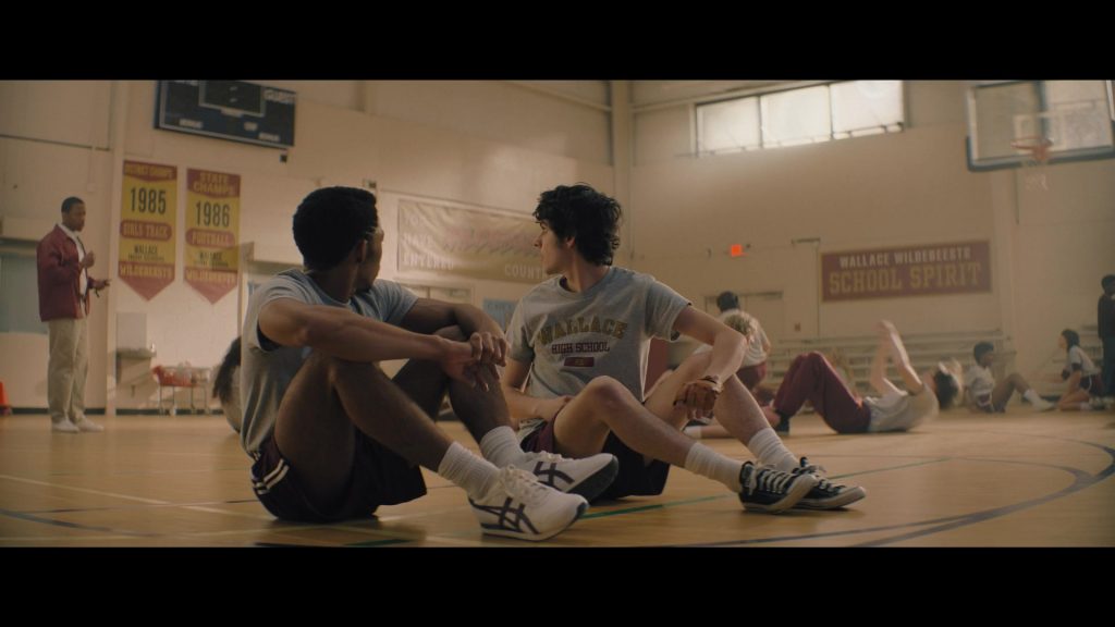Asics and Converse Shoes in Hysteria S01E04 “Dance Macabre” (2024) (Image 6)