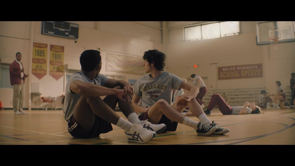 Asics and Converse Shoes in Hysteria S01E04 “Dance Macabre” (2024) (Image 7)