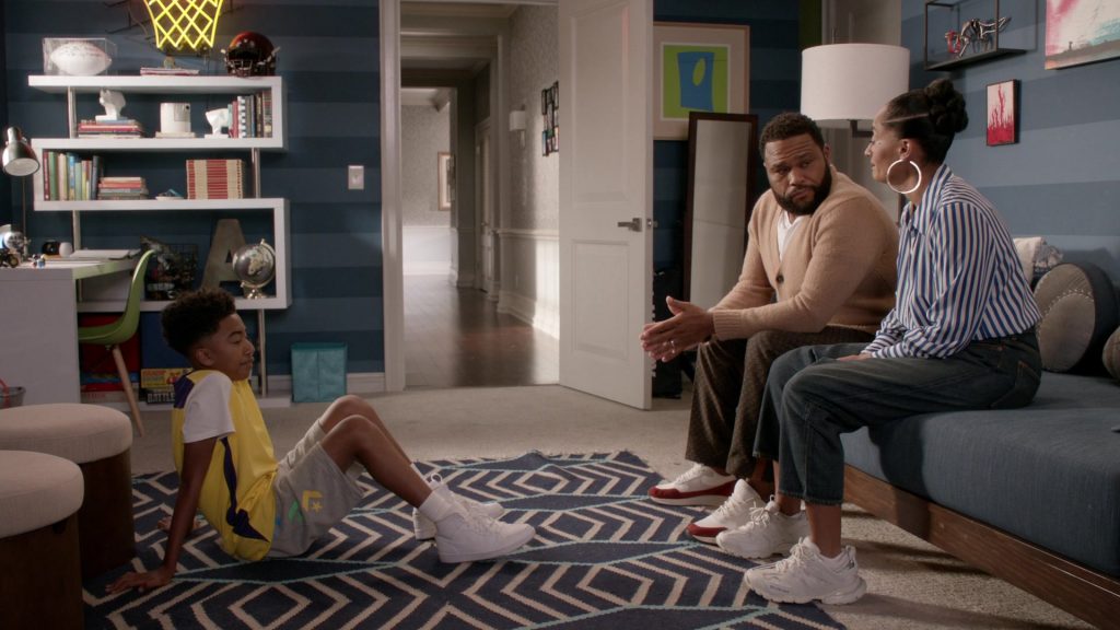 Balenciaga Sneakers Worn by Tracee Ellis Ross as Dr. Rainbow ‘Bow' Johnson in Black-ish Season 6 Episode 4 “When I Grow Up (to Be a Man)” (2019) (Image 1)