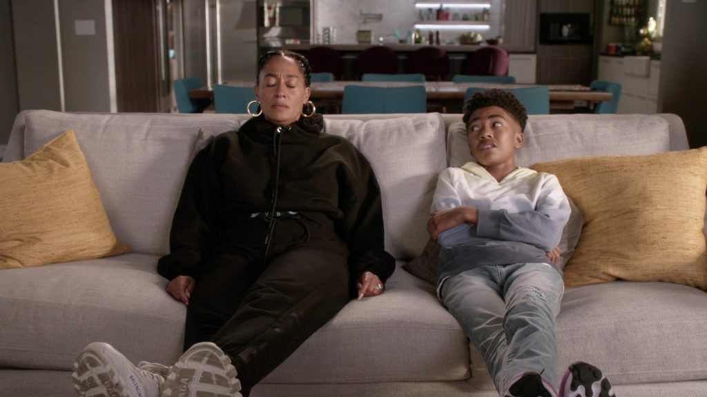 Balenciaga Sneakers Worn by Tracee Ellis Ross as Dr. Rainbow ‘Bow' Johnson in Black-ish Season 6 Episode 7 “Daughters for Dummies” (2019) (Image 4)