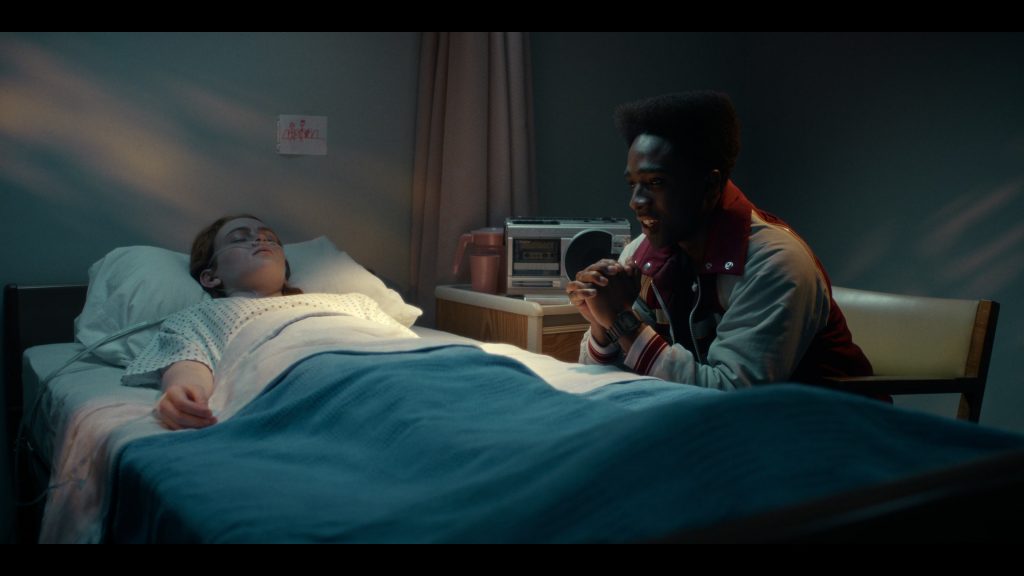 Casio Watch, Converse Shoes in Stranger Things S05E02 “Chapter Two – The Vanishing of” (2025) (Image 13)
