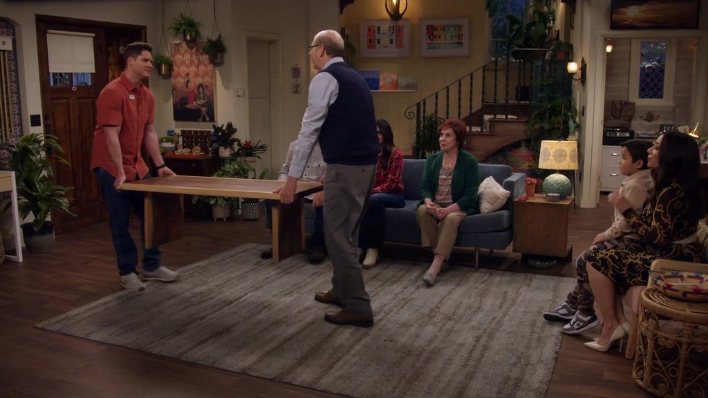 Champion Sneakers in Lopez vs Lopez S03E03 “Lopez vs In-Laws” (2024) (Image 3)