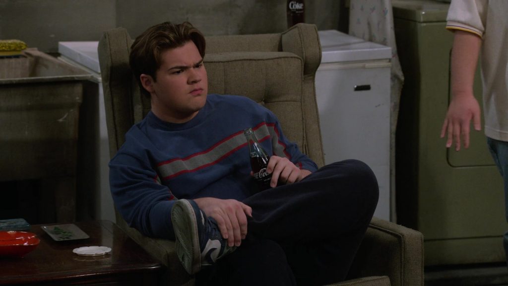 Coca-Cola and Nike Shoes in That '90s Show S02E04 “Hold My Hand” (2024) (Image 2)