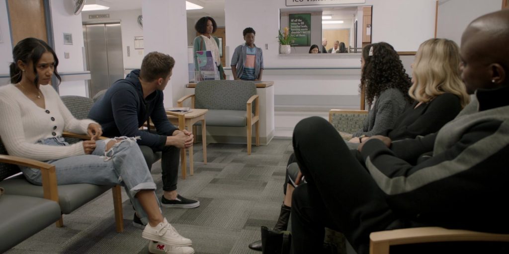 Comme des Garçons White Sneakers For Women in All American Season 2 Episode 11 “The Crossroads” (2020) (Image 1)