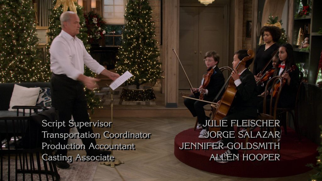 Converse Black Shoes in Frasier S01E10 “Reindeer Games” (2023) (Image 5)
