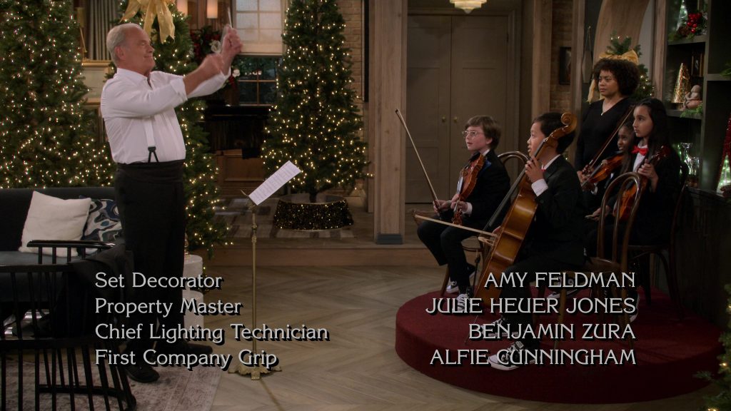 Converse Black Shoes in Frasier S01E10 “Reindeer Games” (2023) (Image 6)