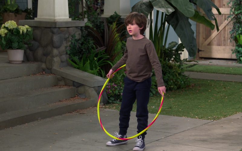 Converse Boys Sneakers Worn by Hank Greenspan in The Neighborhood S02E18 “Welcome to the Team” (2020) (Image 1)