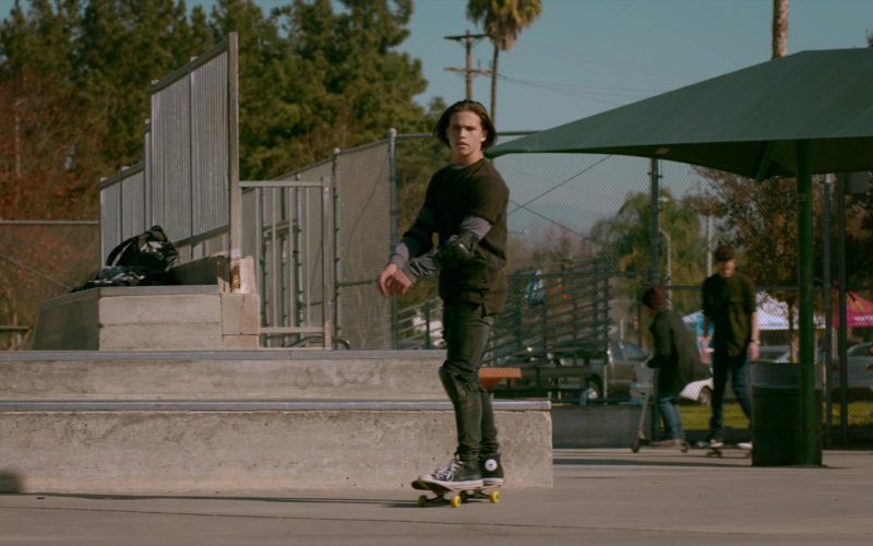 Converse Chuck Taylor All Star Black Sneakers of Tanner Buchanan as Robby Keene in Cobra Kai S01E09 “Different but Same” (2018) (Image 1)