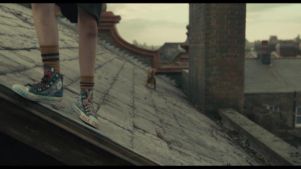 Converse HiTop Sneakers of Tipper Seifert-Cleveland as young Estella in Cruella (2021) (Image 2)