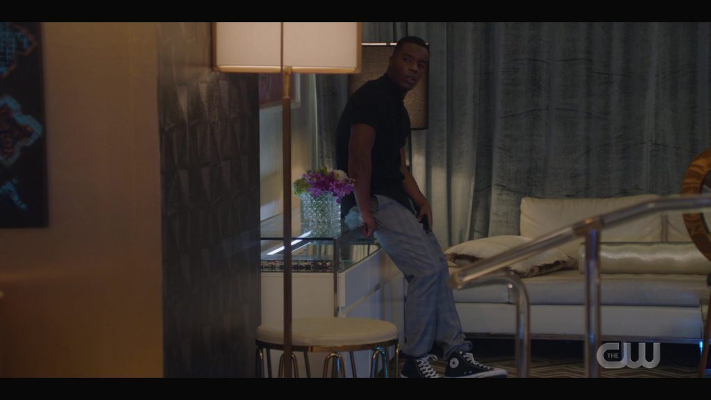 Converse High Top Shoes of Daniel Ezra as Spencer James in All American S03E07 “Roll the Dice” (2021) (Image 1)