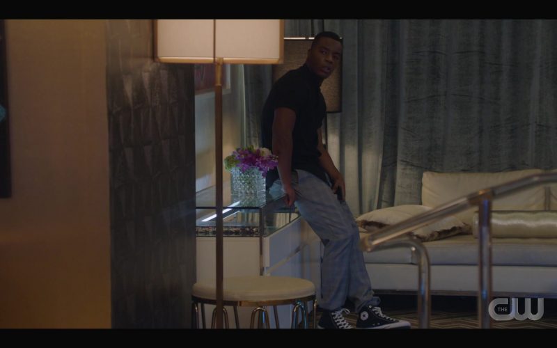 Converse High Top Shoes of Daniel Ezra as Spencer James in All American S03E07 “Roll the Dice” (2021) (Image 1)