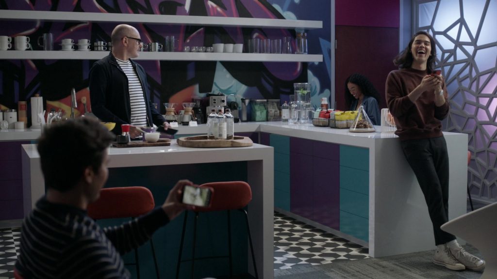 Converse High Top Sneakers of Jared Goldstein as Dimitri in The Unicorn S02E02 “It's Complicated” (2020) (Image 1)