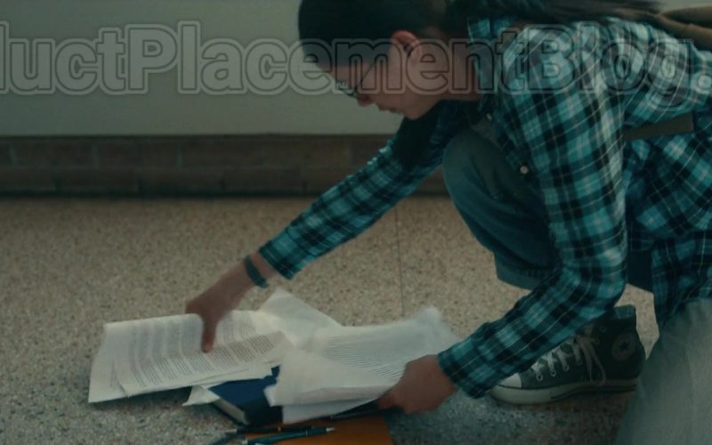 Converse High Tops Shoes of Leah Lewis as Ellie Chu in The Half of It (2020) (Image 1)