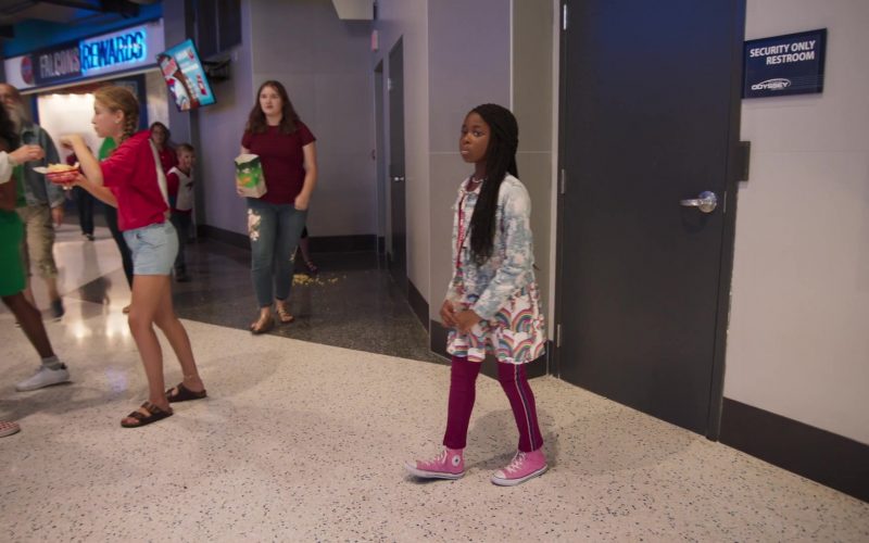 Converse Pink Shoes of Nakai Takawira as Mara in Welcome to Sudden Death (2020) (Image 1)