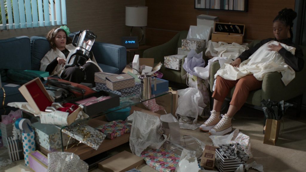 Converse Platform Sneakers in The Good Doctor S05E18 “Sons” (2022) (Image 1)