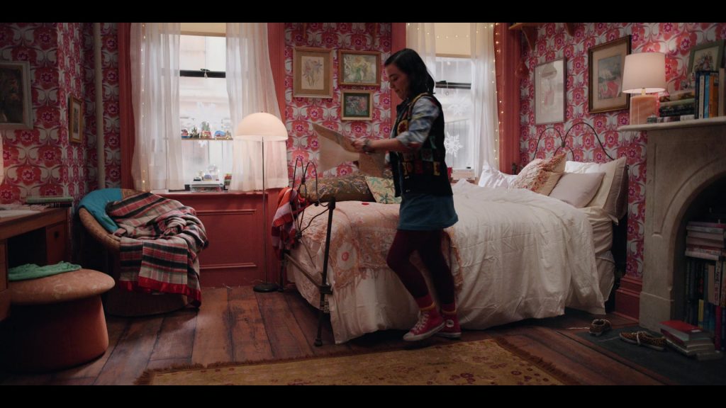Converse Red Shoes of Midori Francis in Dash & Lily S01E02 “Lily” (2020) (Image 1)