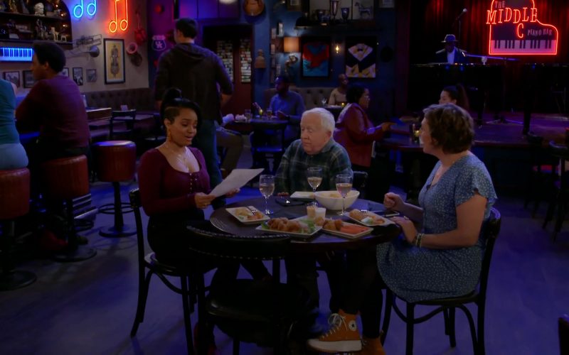Converse Run Star Hike High Top Yellow Shoes of Mayim Bialik in Call Me Kat S01E02 “Double Date” (2021) (Image 1)