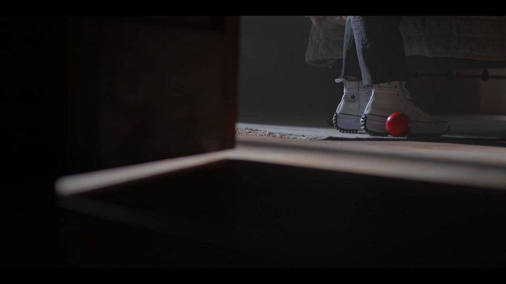 Converse Run Star Hike Shoes of Sierra McCormick as Scarlett in American Horror Stories S01E01 “Rubber(wo)Man” (2021) (Image 2)