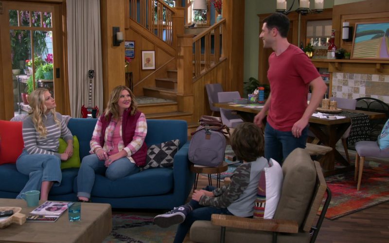 Converse Shoes Worn by Hank Greenspan as Grover Johnson in The Neighborhood Season 2 Episode 12 “Welcome to the Freeloader” (2020) (Image 1)