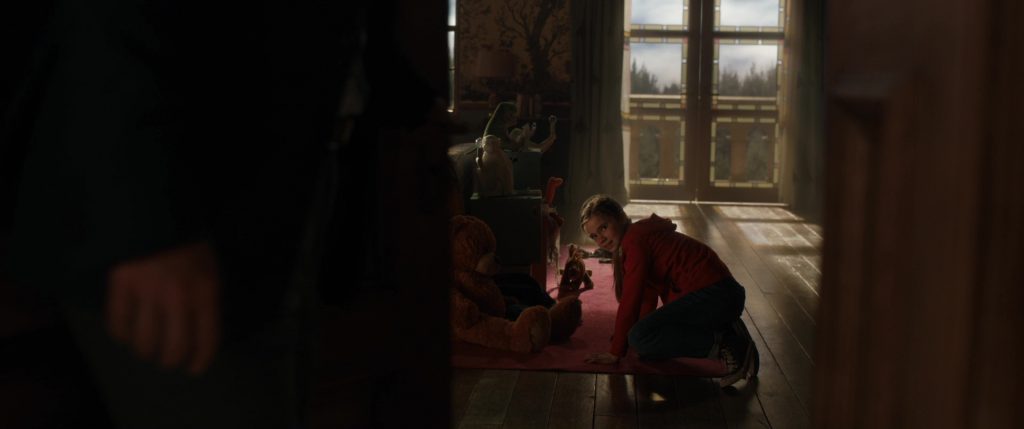 Converse Shoes Worn by Isabella Sermon in Jurassic World - Fallen Kingdom (2018) (Image 6)