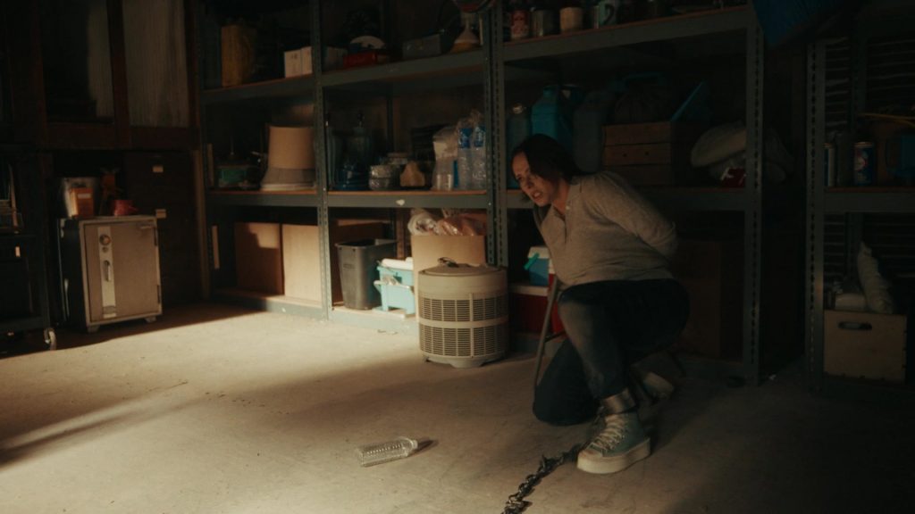 Converse Shoes in 9-1-1 S08E10 “Voices” (2025) (Image 2)