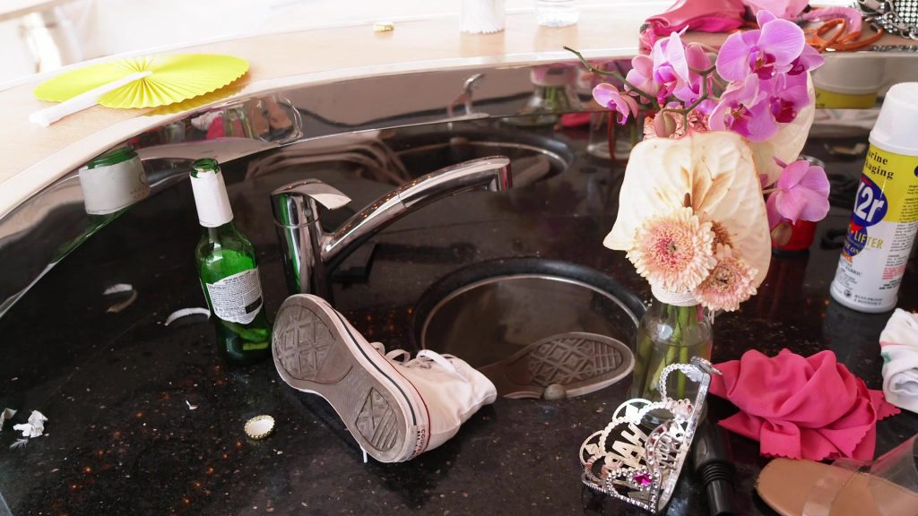 Converse Shoes in Below Deck Sailing Yacht S05E09 (2024) (Image 1)