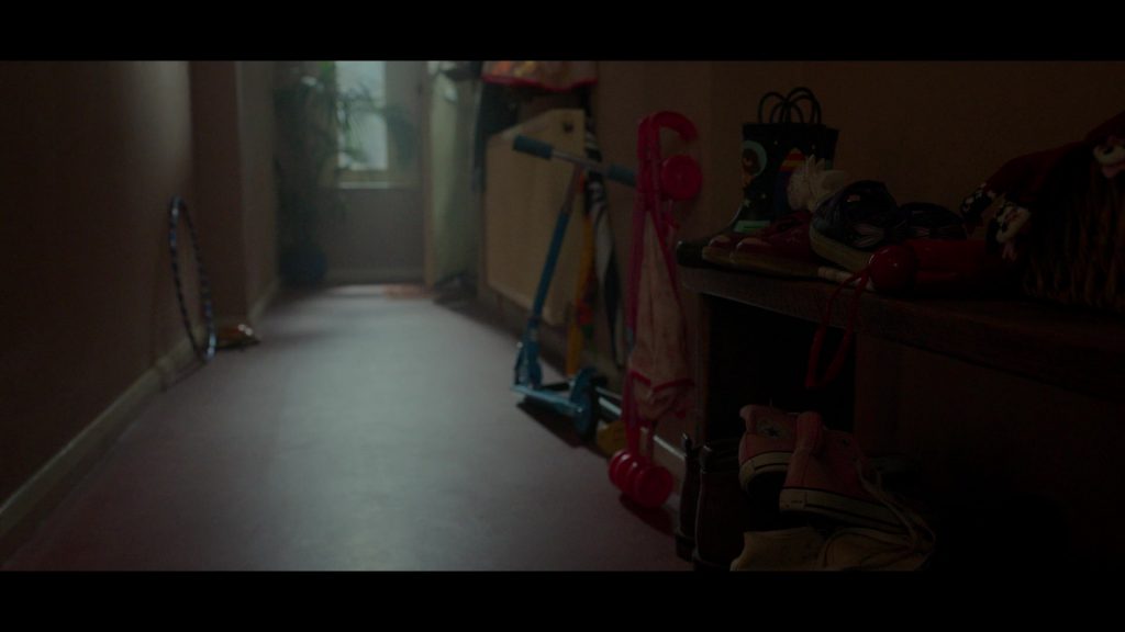 Converse Shoes in Black Doves S01E04 “Go Bang Time” (2024) (Image 1)