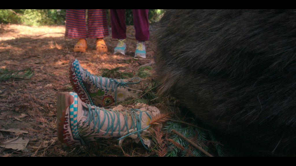 Converse Shoes in Boo, Bitch S01E01 “Life's a Bitch and Then You Die” (2022) (Image 2)
