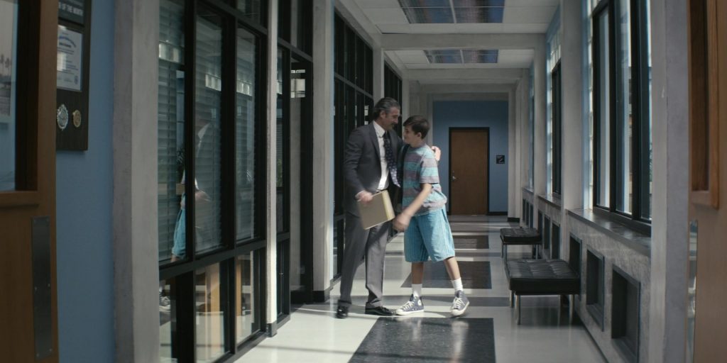 Converse Shoes in Dexter – Original Sin S01E04 “Fender Bender” (2024) (Image 5)