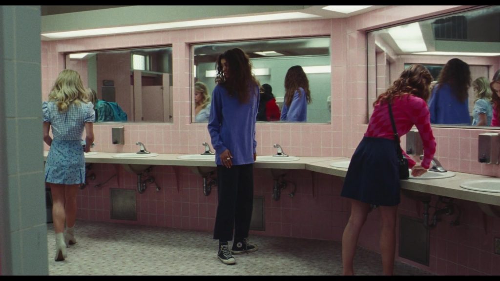 Converse Shoes in Euphoria S02E03 “Ruminations - Big and Little Bullys” (2022) (Image 1)