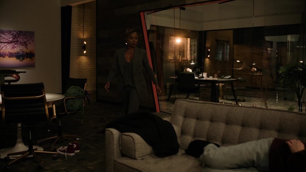 Converse Shoes in Found S02E13 “Missing While Grieving” (2025) (Image 2)