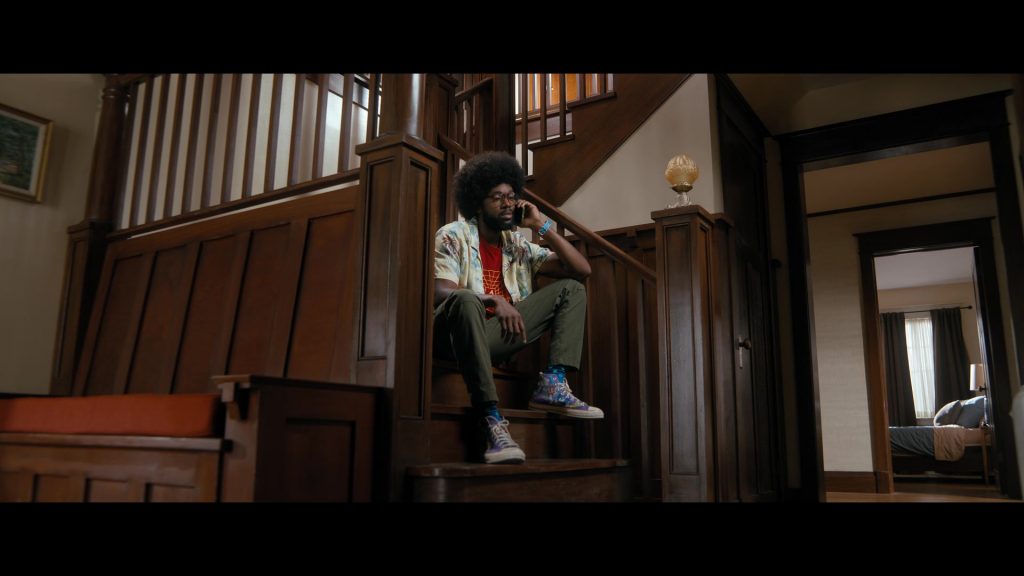 Converse Shoes in Fubar S02E04 “Astro-Not” (2025) (Image 2)